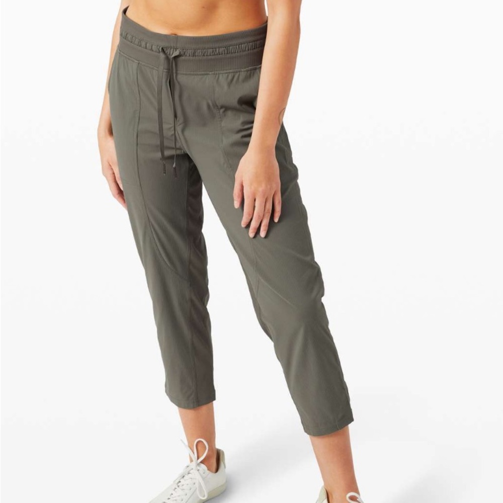 Lululemon Dance Studio Crops 25” Size 10.  Colour Sage Grey